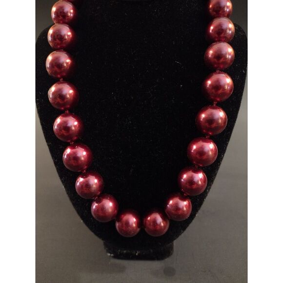 Charter Club Signed Cranberry Red Bead Necklace Choker‎ - Picture 2 of 4